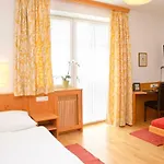 Otel Koenig 3*